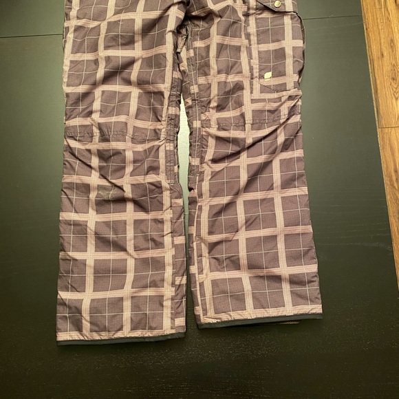Women’s Orage ski/board pants - Picture 2 of 6
